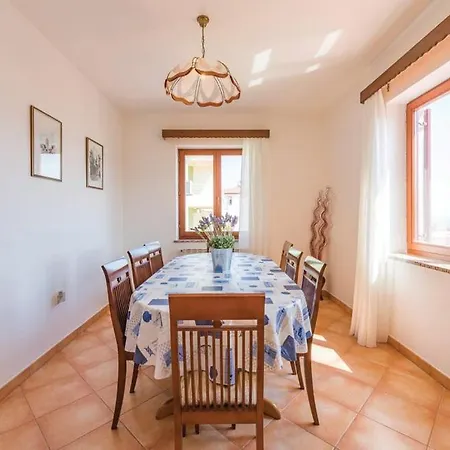 Emilio 980 * Рабац