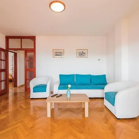 Emilio 980 Apartment Rabac